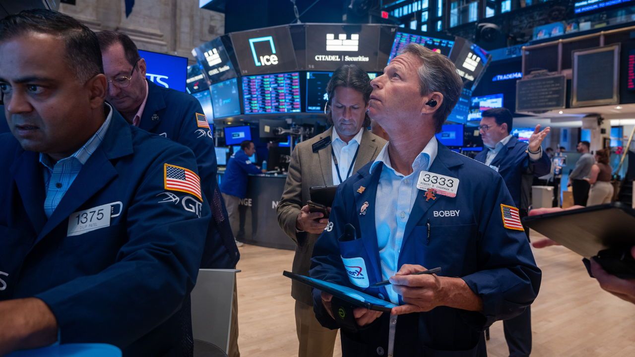 Traders work on the floor of the New York Stock Exchange in New York on August 5th 2024